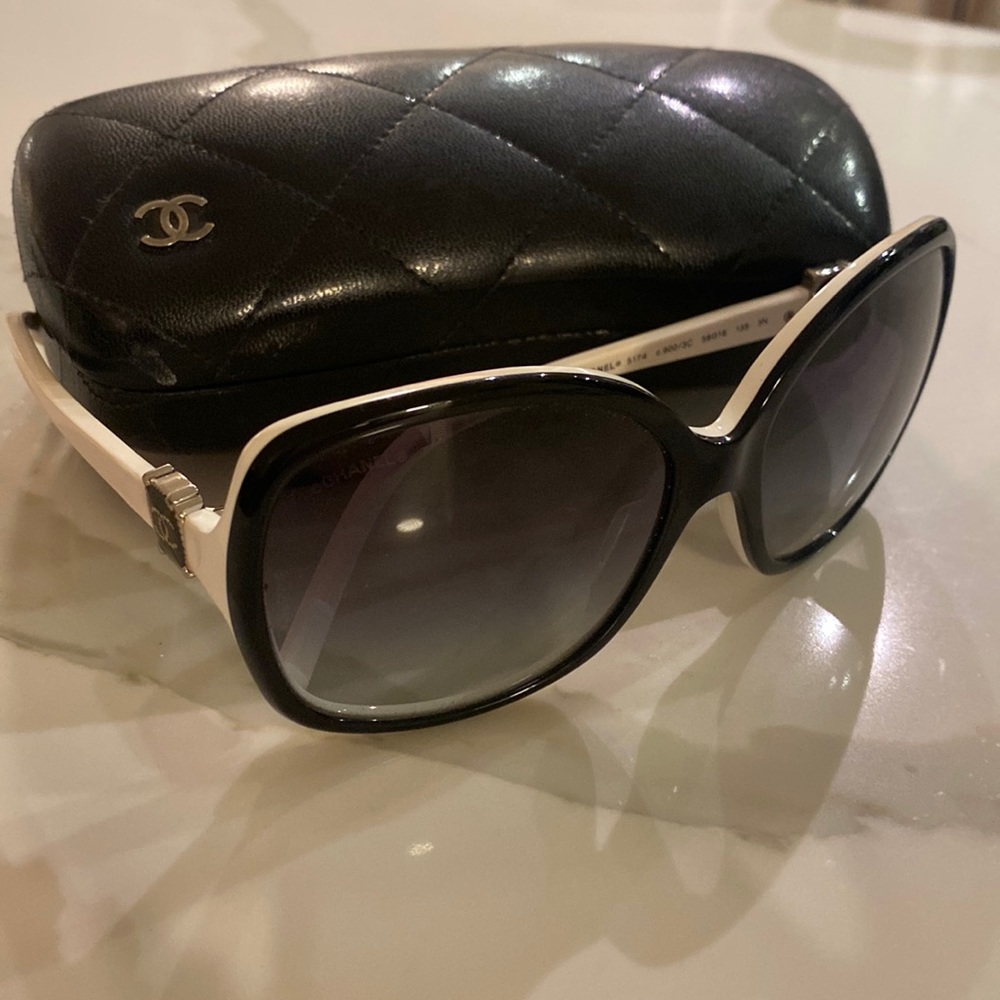 CHANEL Sunglasses Black and White 5174-A c.900/3C 58◻︎16 135 3N